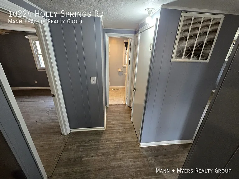 10224 Holly Springs Rd — Photo 7