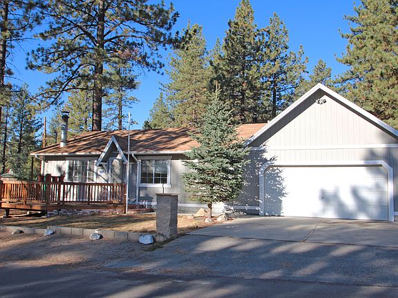 Front w/ Garage