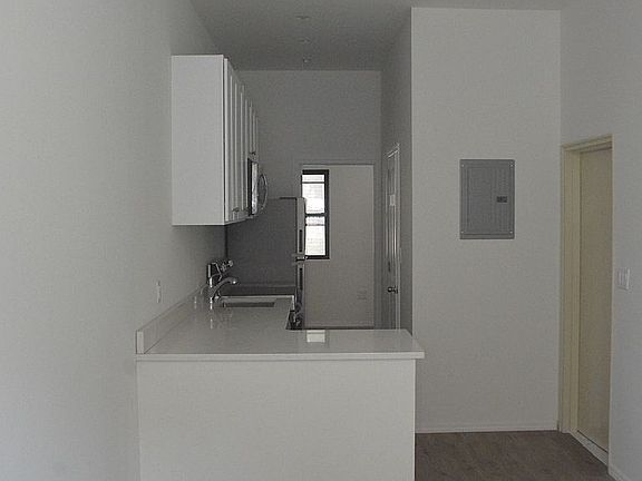 2nd image of 1669 Lexington Ave #1