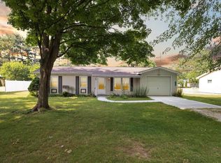 19153 Oak St, New Paris, IN 46553