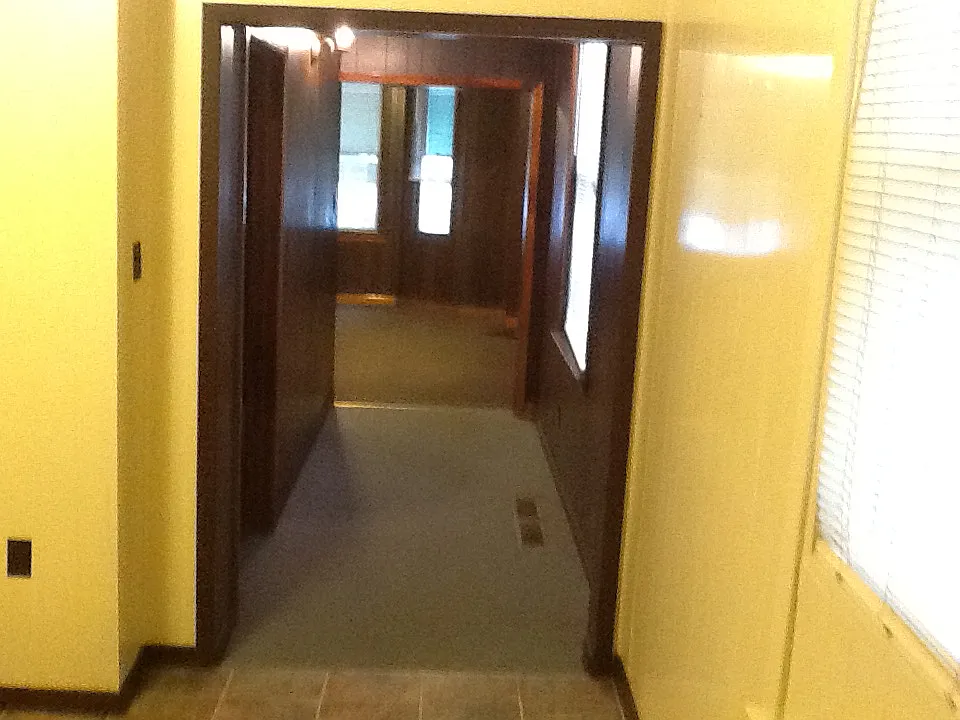 2 bed, 1000 sqft, $700 — Photo 4