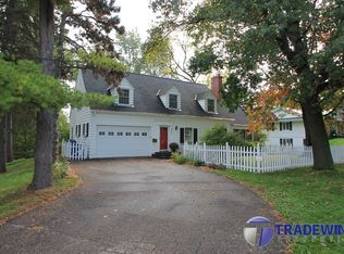 501 Blake Rd S, Hopkins, MN 55343