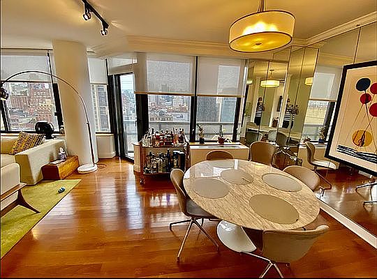 5th image of 418 E 59th St APT 18A
