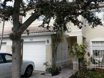 2277 NW 171st Ter, Pembroke Pines, FL, 33028