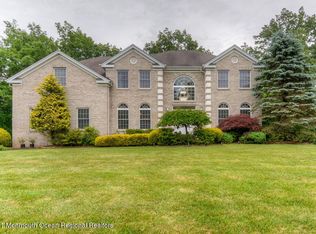 8 Craig Ct, Jackson, NJ 08527