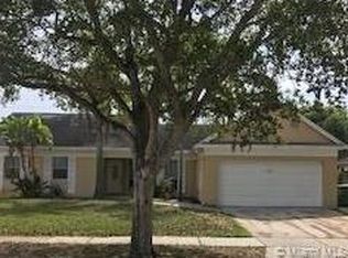 2401 Dunhill Ave, Miramar, FL 33025