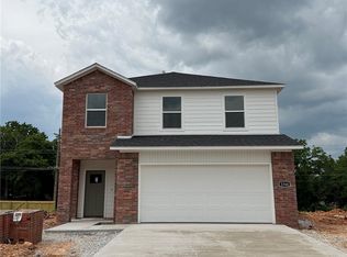 1566 Ridgeview Dr, Springdale, AR 72764