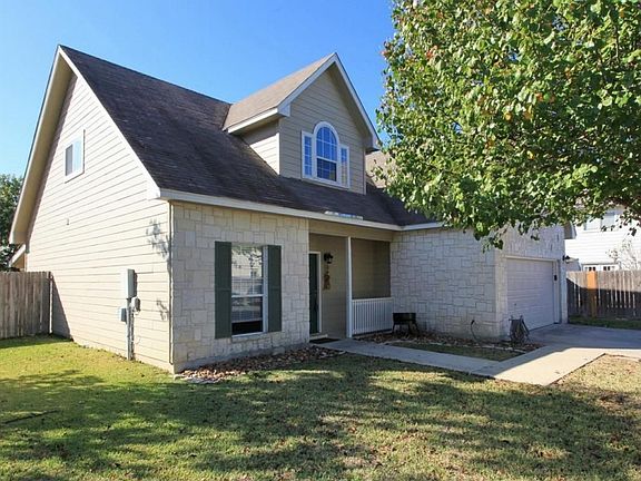 2nd image of 105 Rock Creek Cir