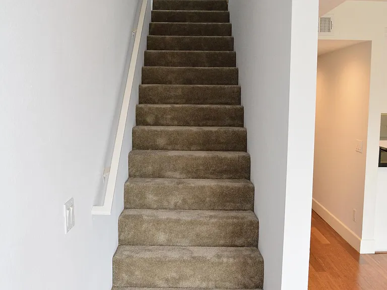 2491 Purdue Ave #201 — Photo 20
