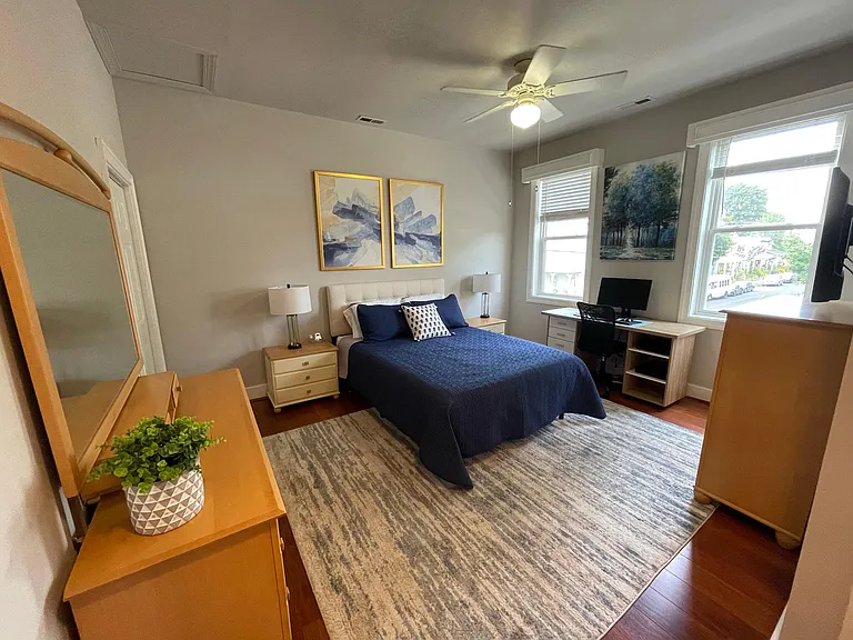 3035 Grayland Ave — Photo 13
