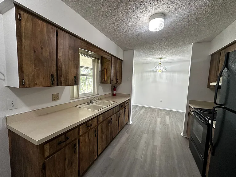 4616 N Goldenrod Rd — Photo 6