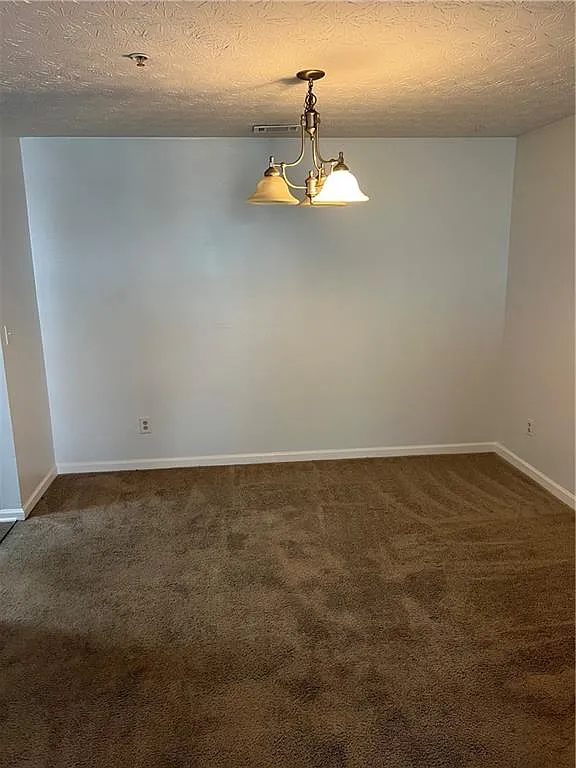 3 bed, 2.0 bath, $1,600 — Photo 3