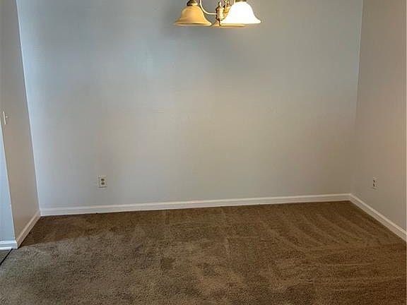 3rd image of 10201 Fairington Ridge Cir