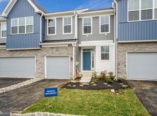 706 Hackberry Ct, Chester Springs, PA 19425