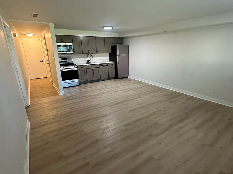 9613 Farmer Dr #2 — Photo 4