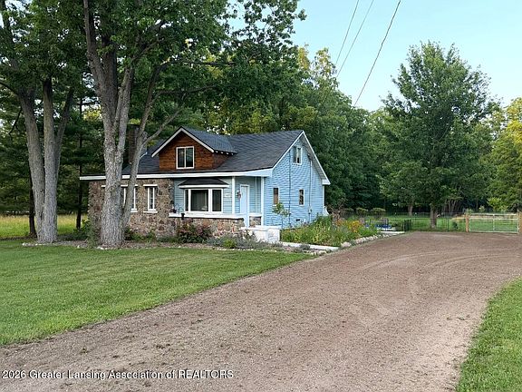 2nd image of 5429 S Waverly Rd
