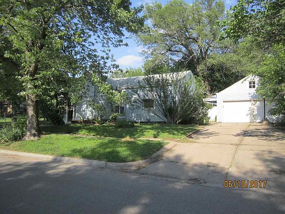 4th image of 1125 W Park Ave