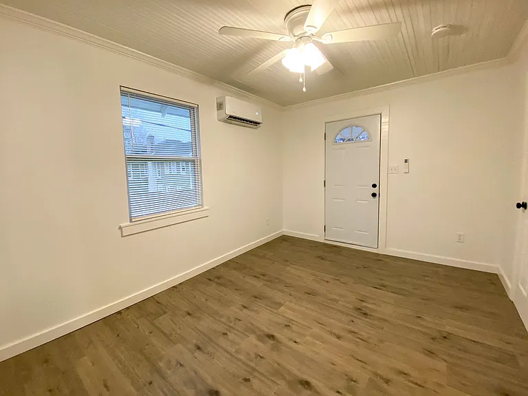 1279 Carr Ave — Photo 4
