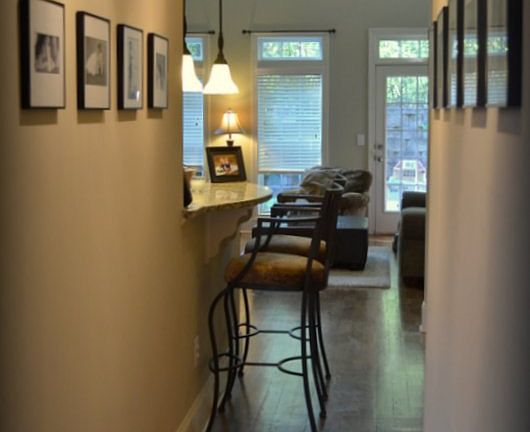 Gallery to Living Room