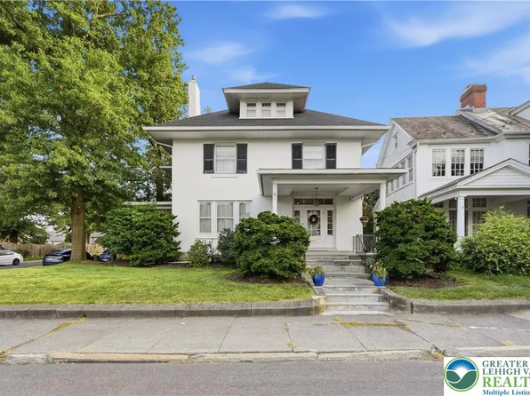 804 W Broad St, Quakertown, PA 18951