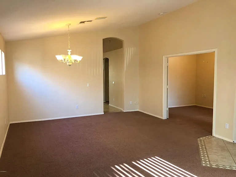 1719 S Pinto Dr — Photo 4