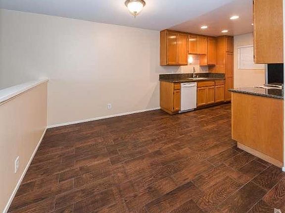 5th image of 2623 Antonio Dr Unit 210