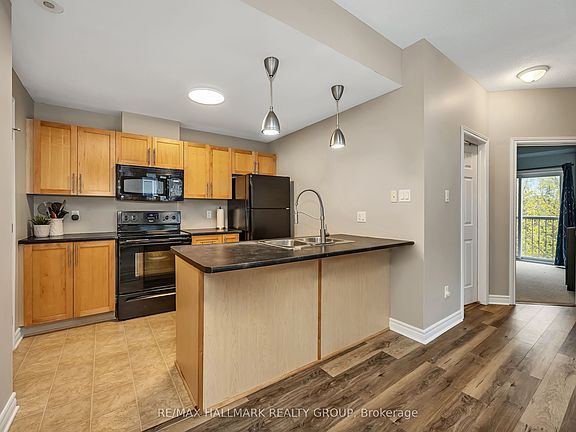 5th image of 1109 Stittsville Main St #L