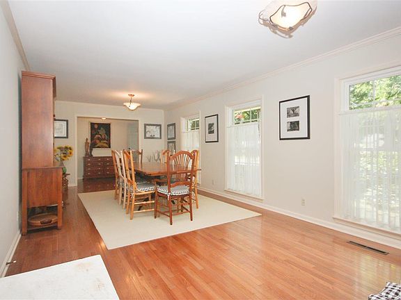 3rd image of 1506 Dudley Dr