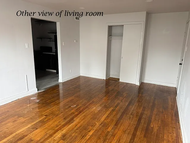417 W Market St — Photo 3