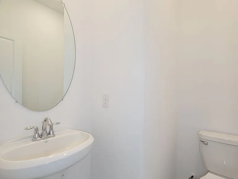 9422 Vista Falls Trce — Photo 7