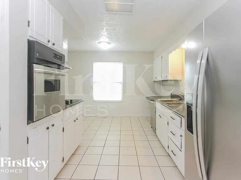 9570 Gemini Dr — Photo 6
