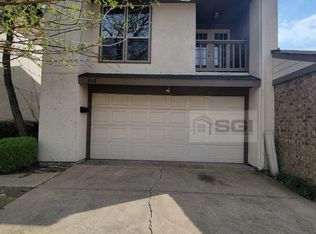 808 Pebble Beach Dr, Garland, TX