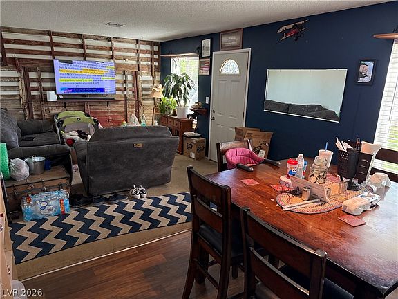 4th image of 4988 Sandra Rd