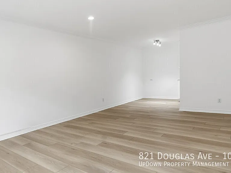 821 Douglas Ave #104 — Photo 5