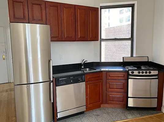 Rented by J PRESTON AND ASSOCIATES INC | media 11