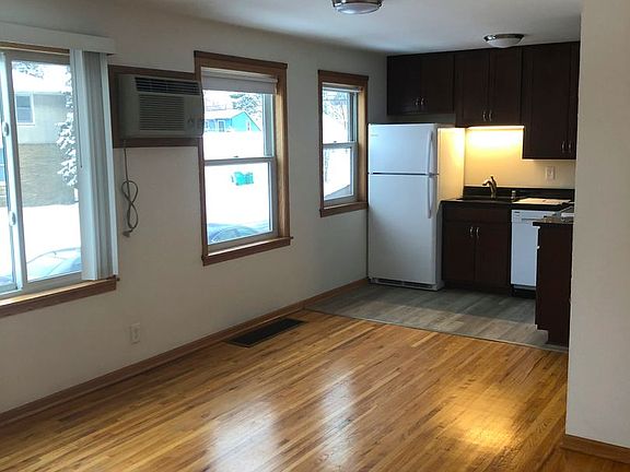 3rd image of 5918 W 35th St #D