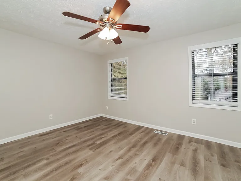 2435 Anderson Mill Rd — Photo 9