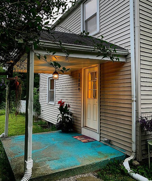 1st image of 2609 Schippers Ln