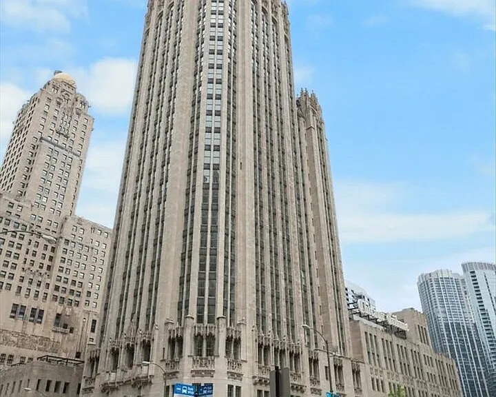 435 N Michigan Ave #401 — Photo 2