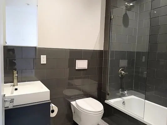 Rented by Evergreen Realty & Investments | media 41