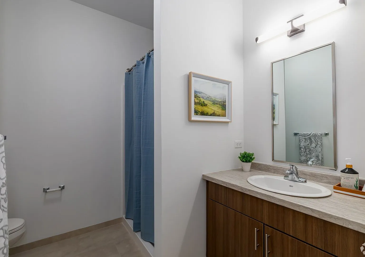 133 South East Commons — Photo 4