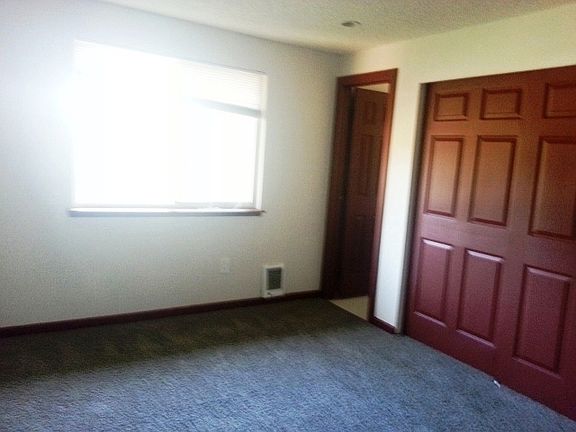 5th image of 16902 21st Avenue Ct E