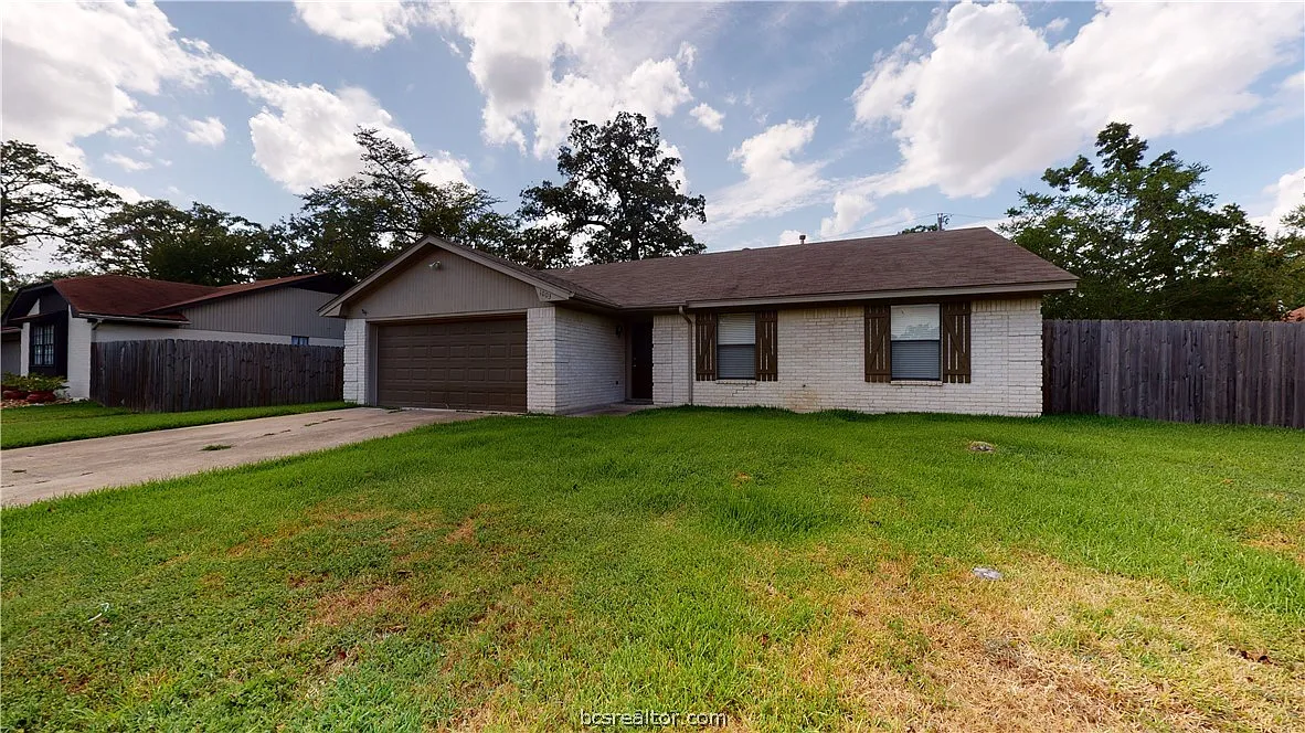 Building Photo - 1003 Val Verde Dr
