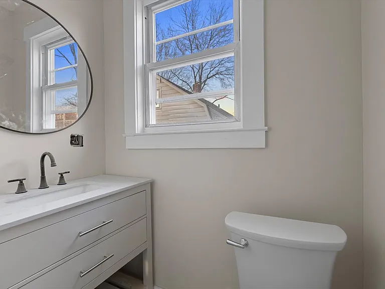 35 Sheldon Ter #2 — Photo 15