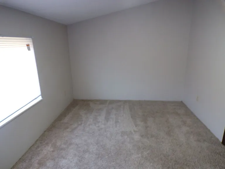57 Village Ct #72 — Photo 28