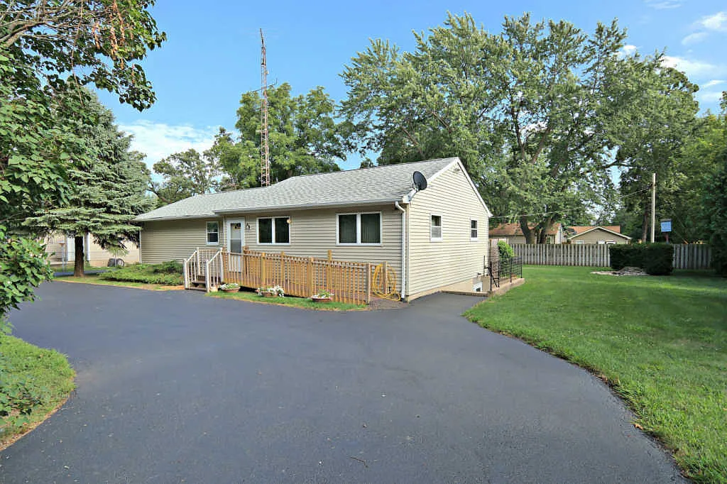 9011 W Sunset Dr photo 1