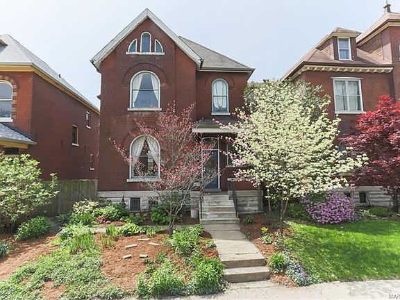 3rd image of 2834 Shenandoah Ave