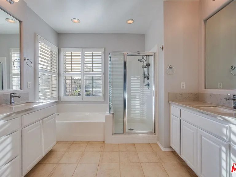 24040 Dandelion Ln — Photo 21