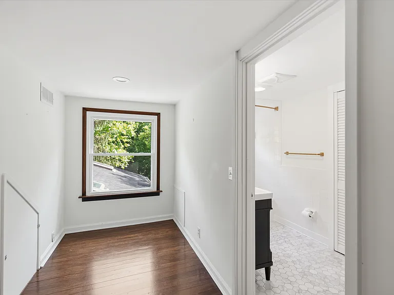 7767 Shawnee Run Rd — Photo 23