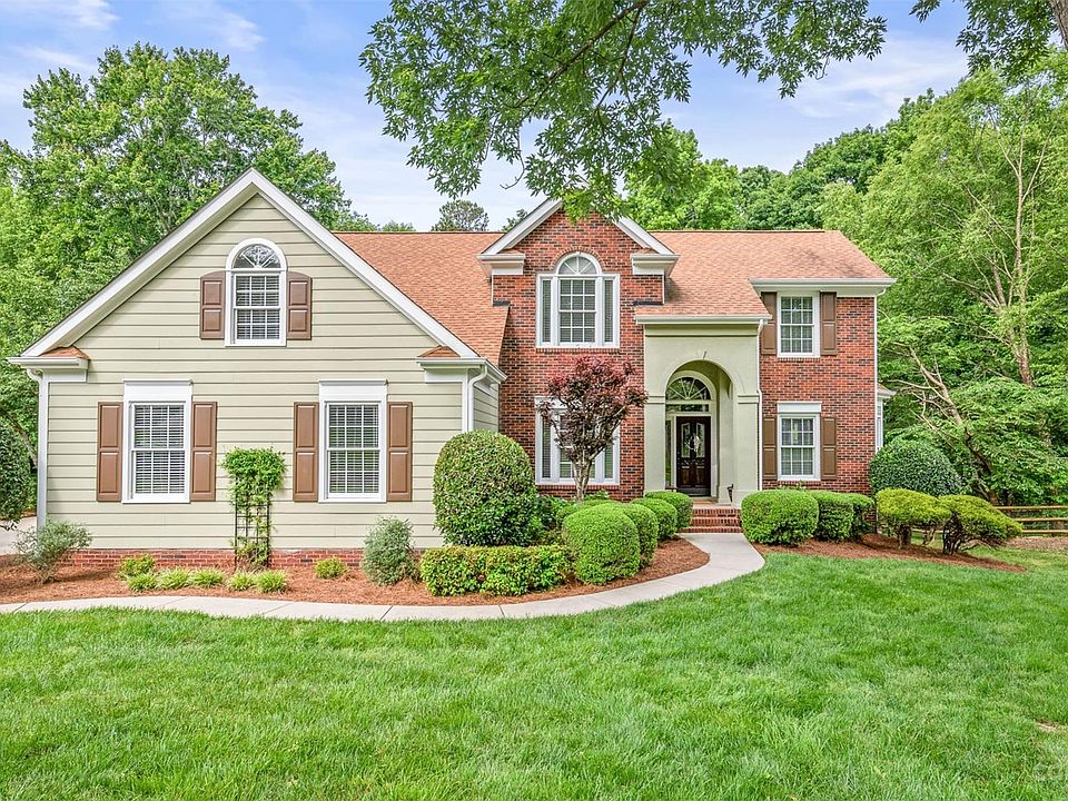 1st image of 4720 Avonwood Ln